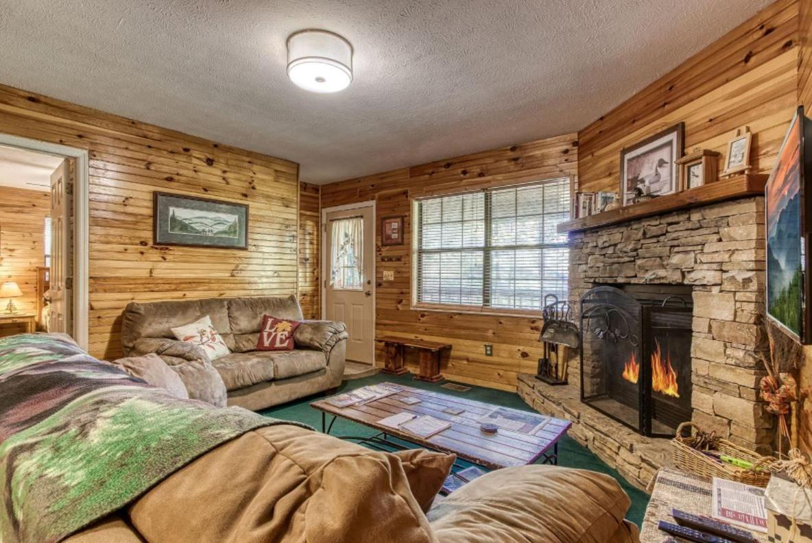 פיג'ן פורג' Sunset Ridge Cabin מראה חיצוני תמונה